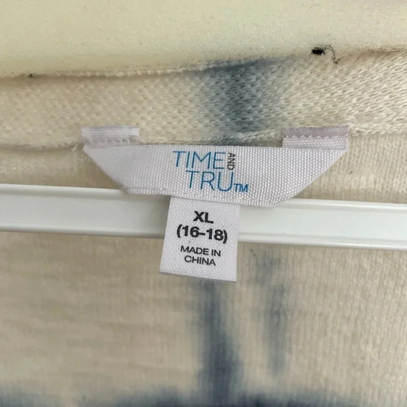 COPY - Women's Time and Tru Button Down Cardigan Sweater - Sz. XL - Picture 2 of 3